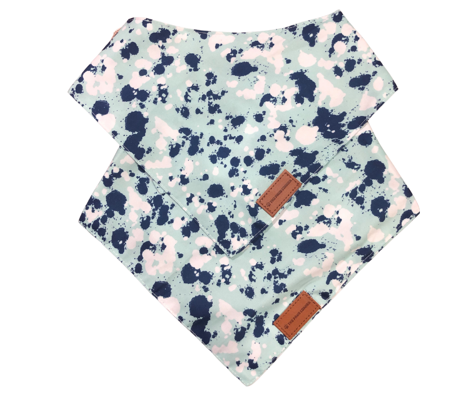 ADJUSTABLE DOG BANDANA
